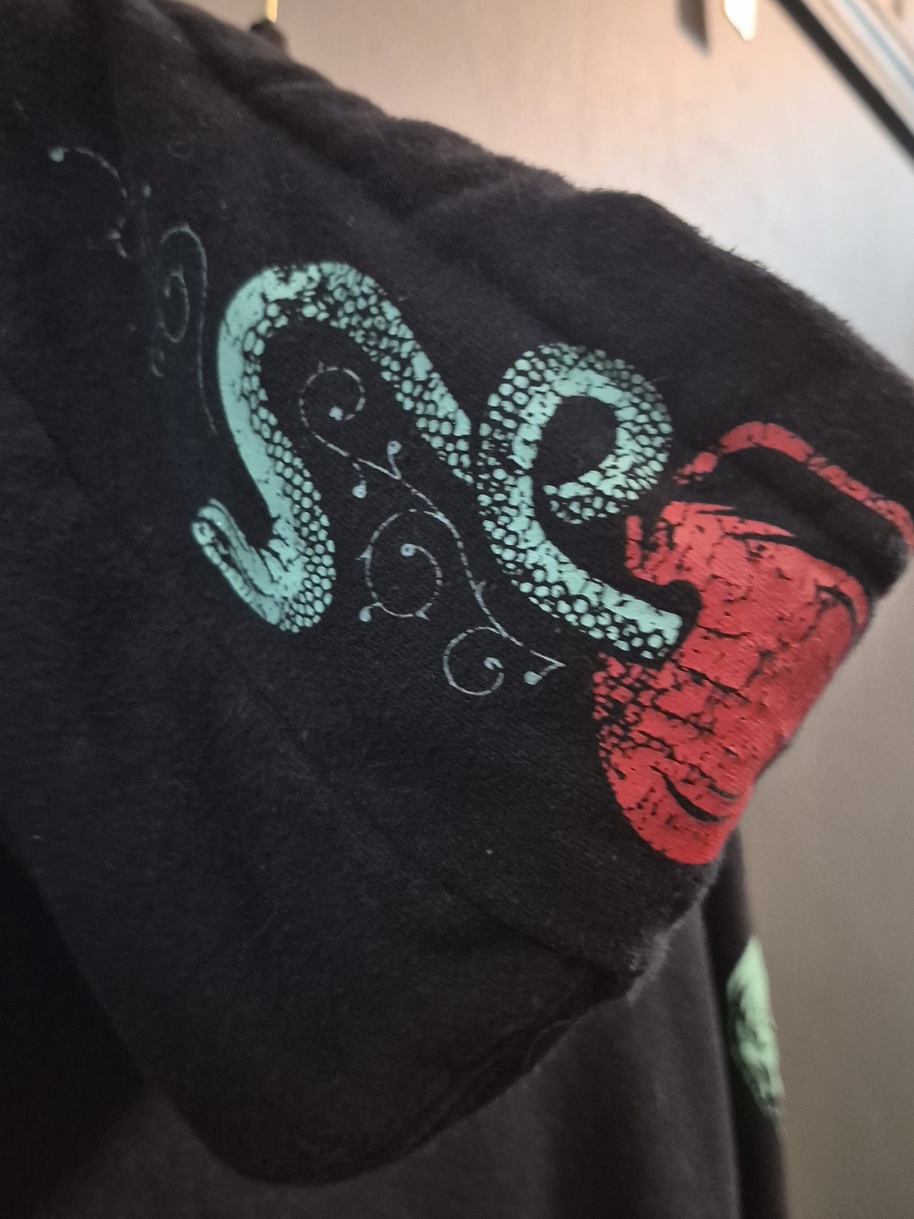 Disney Black Zip Hoodie with Green & Red Poison Apple Skull Sleeve Prints - Picture 4 of 6